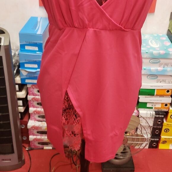 Fushia Pink Floral Mini dress Surplice Neck Lace Detail Side Slit sizes … - Picture 6 of 9